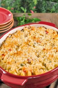 Woodman's crabmeat casserole is scrumptious! This easy crabmeat casserole is made with fresh or canned crabmeat, Worcestershire Sauce, and Ritz Crackers. Crab Casserole, Seafood Casserole Recipes, Shrimp Casserole, Seafood Mac And Cheese, Meat Casserole, Crab Meat Recipes, Crab Dishes, Lobster Mac And Cheese, Lobster Recipes