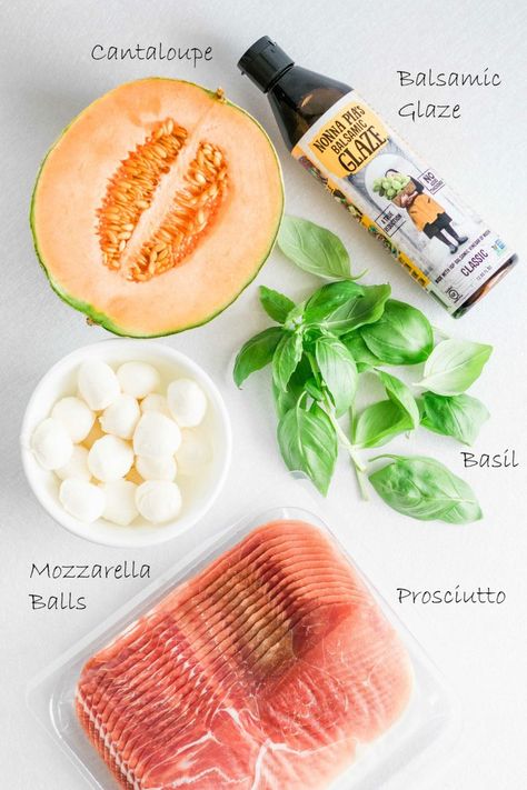 Melon Skewers, Melon Party Ideas, Prosciutto Wrapped Melon, Cantelope Melon Recipes, Procuitto And Melon, Melon And Prosciutto, Melon Prosciutto Skewers, Melon With Prosciutto, Prosciutto With Melon