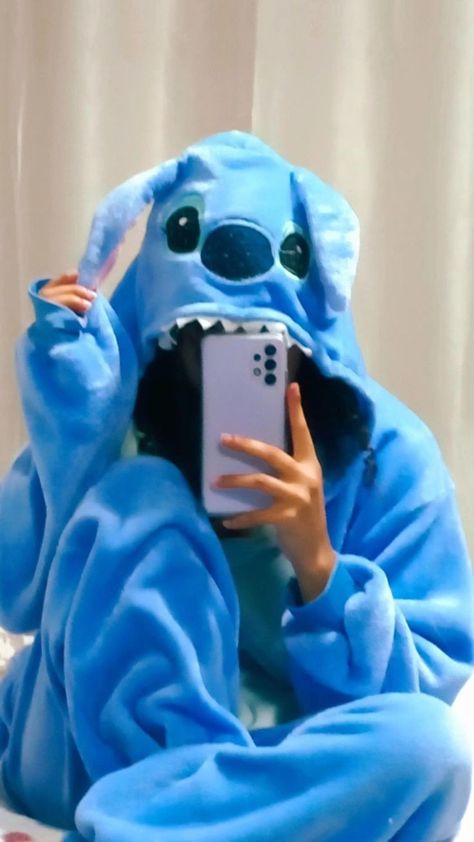 Stitch Onesie Aesthetic, Pijama Stitch, Stitch Onesie, Fem Boy Outfits, Robin Arellano, Stitch Pajamas, Cute Onesies, Girls Mirror, Cute Images With Quotes