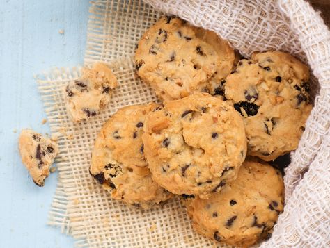 Il est tout à fait possible de préparer des cookies sans oeufs. Dans notre recette, c’est la banane écrasée qui va remplacer l’oeuf. 15 Minutes, Cookies Et Biscuits, Biscuits, Pastry, Texture