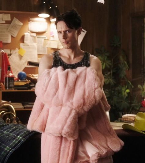 Agency Aesthetic, Dirk Gently's Holistic Detective Agency, Glam Rock Aesthetic, Samuel Barnett, Dirk Gently's Holistic Detective, Dirk Gently, Pink Fur Coat, Everything Is Connected, Detective Agency