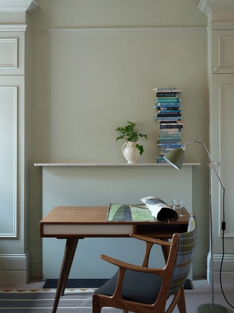 Farrow & Ball's New Dead Flat Paint Finish Is Game-Changing Eddy Farrow And Ball, Farrow And Ball Eddy, Cottage Paint Colors, Relaxing Spaces, Hague Blue, Cottage Painting, Wallpaper Companies, Flat Paint, Farrow And Ball