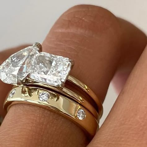 RING CONCIERGE on Instagram: "Taking you behind the scenes of creating this double band Toi et Moi engagement ring. 💍" Double Diamond Engagement Ring With Band, Ring Concierge Wedding Band, Two Diamond Engagement Ring And Wedding Band, Double Engagement Ring Set, Wedding Band With Toi Et Moi, Toi Et Moi Stack, Double Stone Engagement Ring With Wedding Band, Two Engagement Rings Together, Moi Et Toi Ring Stack