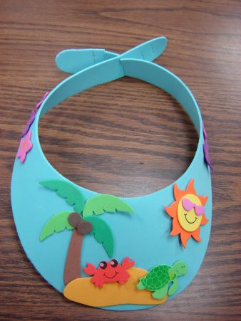 Maybe a nice summer kids craft?! Summer Season Activities For Preschool, Crafting Activities, Diy Crafts For School, Ocean Birthday Party, Diy Kids Games, Ocean Birthday, Seasons Activities, Summer Crafts For Kids, Summer Theme