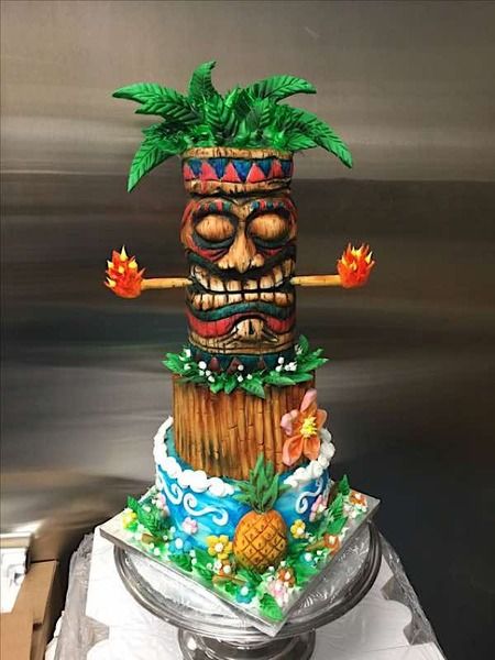 Cake Wrecks - Home - Sunday Sweets Celebrates Tiki Tiki Tiki Cakes! Tiki Bar Cake Ideas, Tiki Theme Cake, Tiki Cake Ideas, Tiki Birthday Cake, Tiki Diy, Tiki Birthday Party, Hawaiian Cakes, Hawaiian Graduation, Tiki Cake