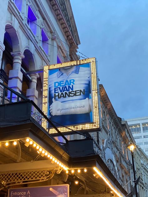 Les Miserables Funny, Dear Evan Hansen Broadway, Dear Evan Hansen Musical, Dear Even Hansen, New York Broadway, Visiting London, Broadway Nyc, Musical Theatre Broadway, Music Of The Night