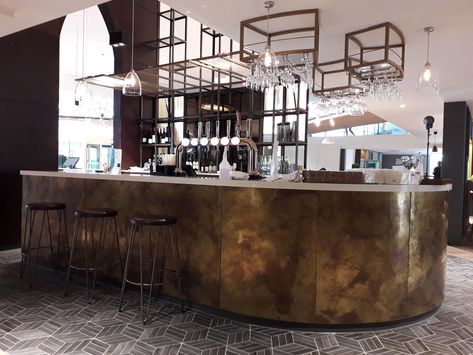 https://flic.kr/p/2eoXYWu | Aged Brass Bar Front Brass Bar Front, Bar Front Ideas, Curved Bar Design, Bluestone Lane, Horseshoe Bar, Bar Counter Design, Bar Signage, Home Bar Rooms, Bar Inspiration