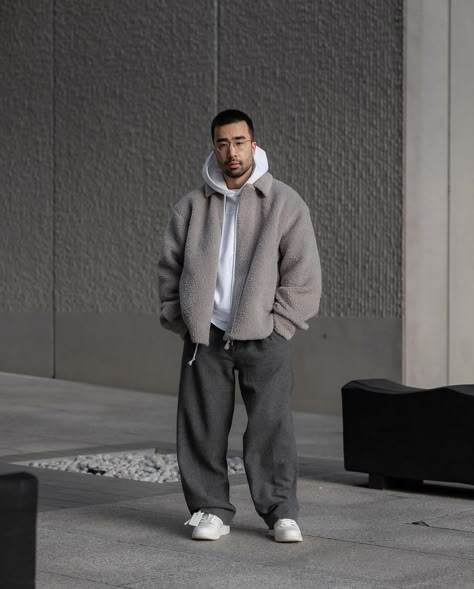 Grey Winter Outfit Men, Grey Shoes Outfit Men, Mens Outfits For Wedding Guest, Japan Winter Outfit Street Style, Edgy Mens Outfits, Mens Outfits Formal, Mens Outfits For Wedding, Outfits For Wedding Guest, Mens Outfits Fall