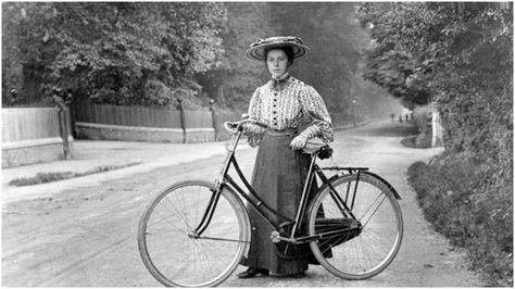 In the 1800s most women couldn’t ride a bicycle. In fact, most of them wouldn’t. It was an age of long billowing skirts, where woman’s suffrage was a growing movement and wearing trousers was downright scandalous. Annie Londonderry first pushed down on her pedals out of Massachusetts State House on June 27, 1894. She was … More 19th Century Women, Cycle Training, Paris Roubaix, Londonderry, International Women’s Day, Victorian Women, Cycling Women, Cycling Outfit, Change The World