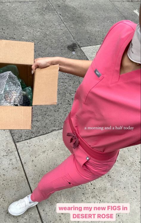 Cute Figs Scrubs, Fig Scrubs Aesthetic, Pink Scrubs Uniform, Figs Scrubs Aesthetic, Nurse Aesthetic Scrubs, Fig Scrubs Women, Pink Scrubs Aesthetic, Figs Scrubs Outfit, Cute Nurse Outfits