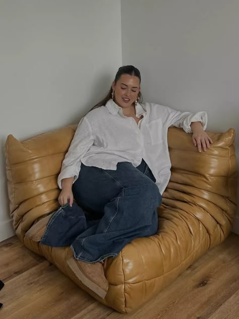 Suit Yourself Ribbed Mock Neck … curated on LTK Complexión Media, Outfit Semi Formal, Character Customization, Curvy Casual Outfits, Plus Size Workwear, Lookbook Inspiration, Outfit 2023, Denim Bottoms, Midsize Outfits