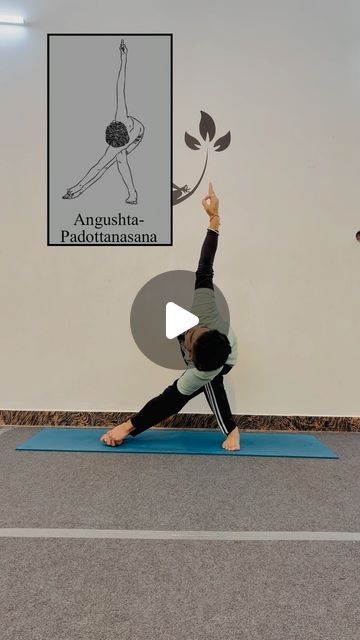 Advanced Yoga Poses, Hard Yoga Poses, Yoga Poses Advanced, Online Yoga Classes, Yoga Sequence, Advanced Yoga, Yoga Outfit, Replica Shoes, Yoga Instructor