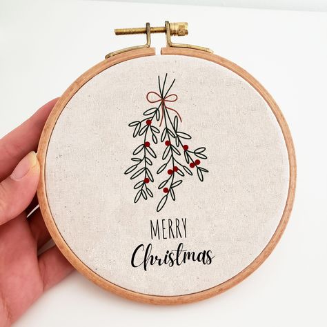 Mistletoe Embroidery Pattern Christmas Ornament PDF Pattern - Etsy