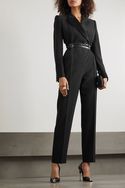 Black Jumpsuit Outfit, Boss Lady Outfit, Stylish Office Wear, Work Jumpsuit, Business Dress Women, Boss Outfit, Formal Wear Women, Crepe Jumpsuit, Business Outfits Women