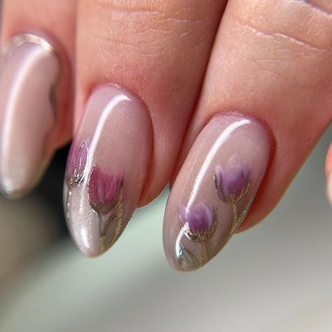 Shimmering purple nails with delicate floral art, perfect for a fairy-tale summer. Tangled Inspo Nails, Tangled Nails, Vibe Nails, Fairy Vibe, Fairy Nails, Princess Fairy, Fairy Princess, Fairy Princesses, A Fairy Tale