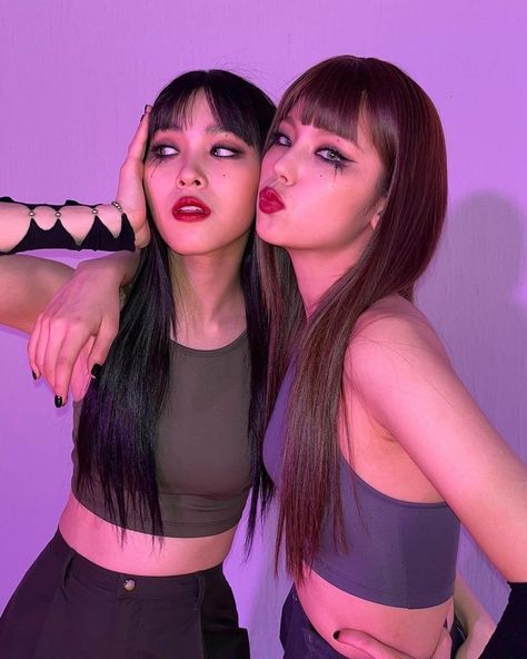 Yeji And Ryujin, Ryujin And Yeji, Lia Ryujin Chaeryeong, Shin Ryujin, Hwang Yeji, Direct Marketing, Jyp Entertainment, My Heart Is Breaking, Lalisa Manoban