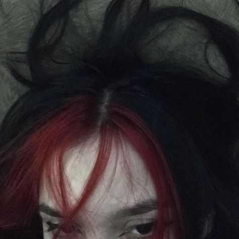 Fem Icons, Red Hair Inspo, Dyed Hair Inspiration, Grunge Girl, Hair Inspo Color, Aesthetic Hair, Girl Icons, Pretty Hairstyles, Aesthetic Girl