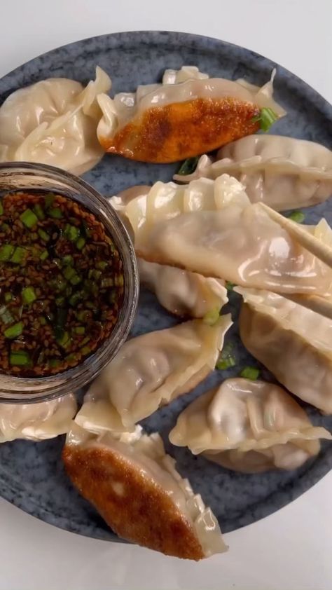 Beef Dumplings, Beef Steak Recipes, Tasty Recipes Videos, Food Recepie, Beef Steak, Food Videos Cooking, Steak Recipes, Iftar, Interesting Food Recipes