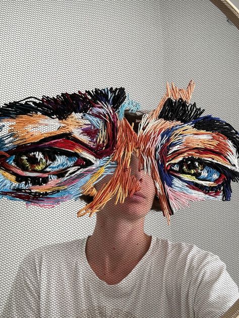 ByebrucinarArt - Etsy Fabric Portraits Faces, Embroidery Fine Art, Portrait Textiles, Quilted Portraits, Tulle Art, Learning Diary, People Embroidery, Freestyle Embroidery, Embroidered Photo Art