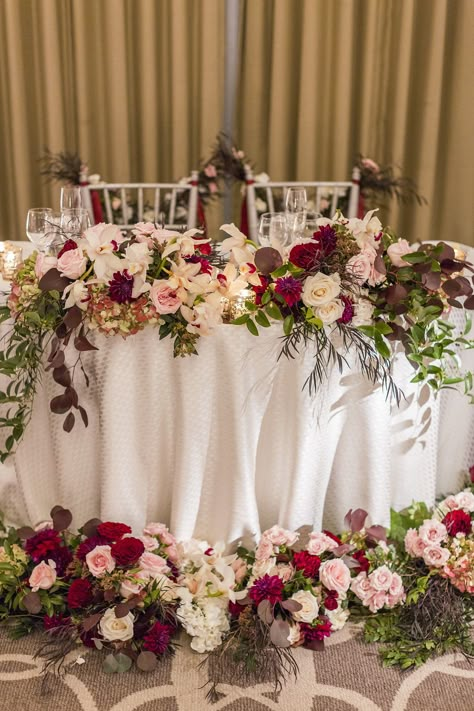 Burgundy Sweetheart Table, Red And Pink Roses Wedding, Blush Sweetheart Table, Burgundy And Rose Gold Wedding, Blush Wedding Reception, Pink And Burgundy Wedding, Sweetheart Table Flowers, Ritz Carlton Wedding, Burgundy And Blush Wedding