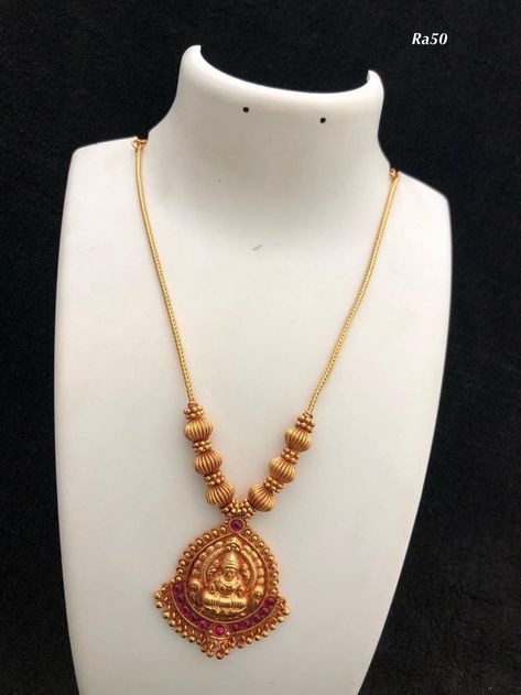 Jimikki Kammal, Necklace Design Ideas, Antique Haram, Gold Necklace Design, Women Gold Necklace, Jhumka Designs, Delicate Gold Jewelry, Gold Jewels Design, Neck Pieces Jewelry