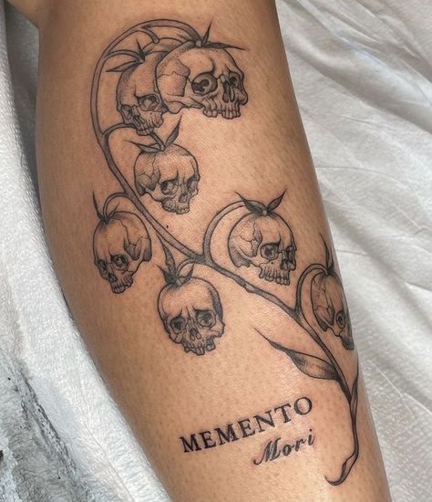 Good Starter Tattoos, Portland Oregon Tattoo Artists, Mortician Tattoo, Spooky Flower Tattoo, Art Work Tattoo, Spooky Matching Tattoos, Cute Skull Tattoos, Skull Flowers Tattoo, Human Skull Tattoo