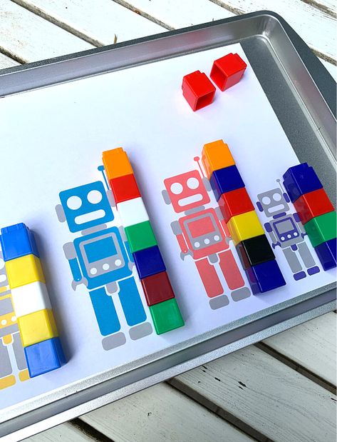 Robot Measurement Math Tray - No Time For Flash Cards Prek Technology Activities, Robot Activities For Kindergarten, Robot Activities Preschool, Activity Shelf, Unifix Cube Activities, Cube Activities, Robots Preschool, Activities For Prek, Robot Classroom