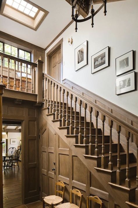 Entry and Hall in Los Angeles, CA by Thomas Callaway Associates English Stairs, British Staircase, Old English Cottage Interiors, Old English Home, English Cottage Floor Plans, English Tudor Cottage, Hall Design Ideas, Cottage Staircase, Cottage Stairs