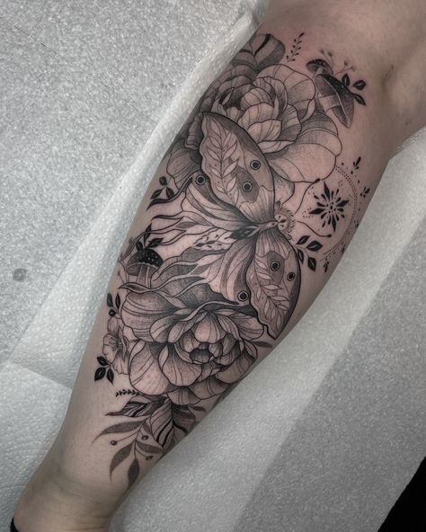 Obsessed with moths/florals 😍 My diary opens on Monday ✨ #tattooartist #halsteadessex #essextattoo Moth Cover Up Tattoo, Moth And Flowers Tattoo, Floral Cover Up Tattoo, Green Moth, Up Tattoo, My Diary, Cover Up Tattoo, Up Tattoos, Flower Tattoos