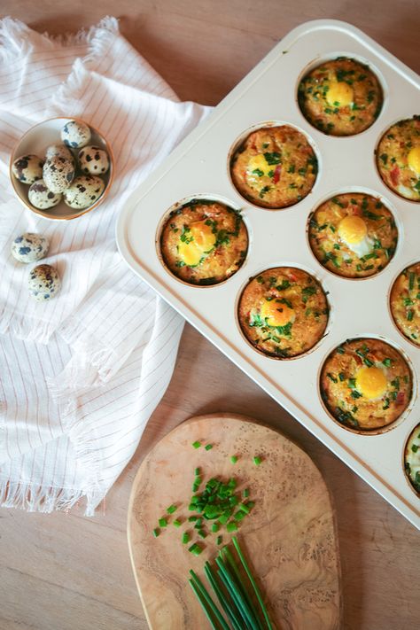 The perfect breakfast idea for meal prep planning — I whipped up a batch of morning muffins that are not only gluten free, but full of veggies and topped with an adorable (and delicious) quail egg! Get the full recipe on Jojotastic.com Quail Egg Recipes, Meal Prep Planning, Morning Muffins, Muffins Gluten Free, Bread Alternatives, Meal Prep Plans, Egg Recipes For Breakfast, Easy One Pot Meals, Gluten Free Muffins