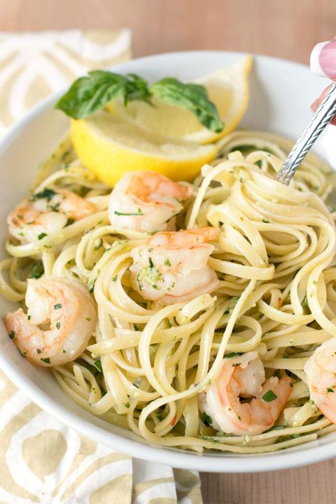 This is the best shrimp scampi recipe! It is an easy dinner to make that is light and flavorful! With fresh lemon, perfectly cooked shrimp, and a homemade basil pesto it will be one recipe your family enjoys over and over again! | #pesto #shrimpscampi #pasta #basilpesto #dinner #pastadinner #esyrecipe #cookinwithmima Best Shrimp Scampi, Shrimp Scampi With Pasta, Best Shrimp Scampi Recipe, Easy Dinner To Make, Homemade Basil Pesto, Shrimp Pasta Recipe, Pasta Shrimp, Shrimp Scampi Pasta, Pesto Shrimp