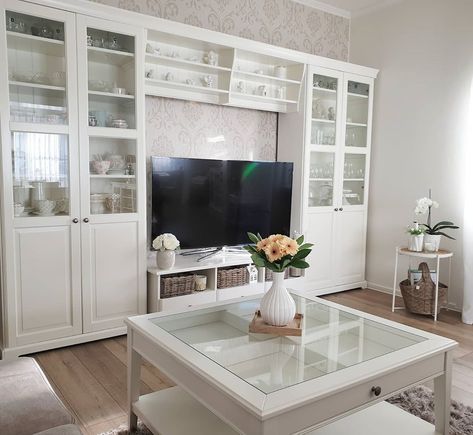 Cinema Room Design, Gray Living Room Design, Ikea White, Living Room Built Ins, Ikea Living Room, Gallery Wall Living Room, Dining Room Combo, Ikea Home, Living Room Bookcase