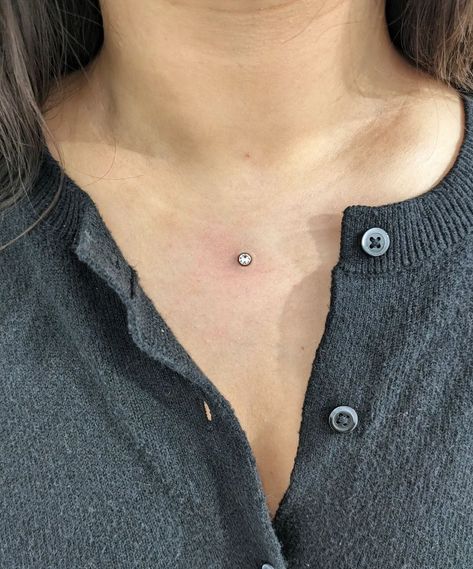 Totally in love with this chest dermal piercing! 😍  🪡 by @shinysharpthings   Soho, Union Square, and Williamsburg  11AM-9PM 7 DAYS A/W🕘 WALK-INZ OR BOOK ONLINE..📕 TATTOOS & PIERCINGS, NO ATTITUDE, NO MISERABLE HOOPS TO JUMP THROUGH....🚫  WALK-INZ WELCOME OR BOOK ONLINE AT  ⚔️livebytheswordtattoo.com⚔️ . . . . #livebytheswordtattoo #dermal #dermalpiercing #chestdermalpiercing #piercer #unionsquare #manhattan Chest Piercing Dermal, Chest Dermal Piercing Center, Neck Dermal, Neck Dermal Piercing, Body Mods Piercing, Collarbone Piercing, Chest Dermal Piercing, Chest Dermal, Dermal Piercing Chest