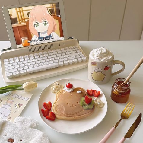 zo ❀ | i miss making cute breakfasts 🧸🥞 | Instagram Breakfast Cute Aesthetic, Pancakes Aesthetic Korean, Kawaii Pancakes, French Toast Aesthetic Korean, Rilakkuma Pancakes, Crepes Nutella, Kawaii Foods, Diy Bedroom, Random Aesthetic