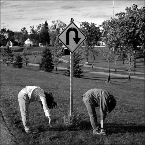 Journaling Through Adversity Elliott Erwitt Photography, Elliot Erwitt, Bad Day Humor, Elliott Erwitt, Digital Photography School, Meant To Be Together, Bnw Photography, Great Photographers, Fishing Humor