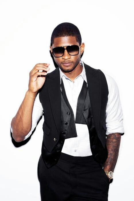 Usher, baby. my biggest celeb crush! LOL Usher Yeah, Usher Raymond, Robin Thicke, Male Artist, Ralph Waldo Emerson, Music Artist, Gentleman Style, Dance Moves, Inspirational People