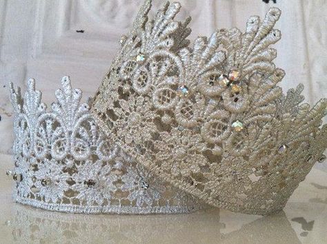 Lacey Tierra !! Lace Crown, Lace Crowns, Diy Crown, Rhinestone Crown, Princess Crown, Crown Jewels, Tiaras And Crowns, Princess Party, Party Hats