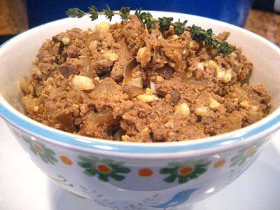 My Grandma Dorothy's Chopped Liver Chopped Chicken Livers Recipe, Chopped Liver Recipe Jewish, Keto Spreads, Chicken Liver Pate Recipe, Jewish Dishes, Offal Recipes, Jewish Passover, Gefilte Fish, Chicken Liver Recipes