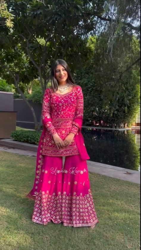 Partywear Dresses Indian, Plazzo Dress, Sabyasachi Lehengas, Bridesmaid Lehengas, Pink Sharara, Designer Sharara, Sharara Designs, Floral Frocks, Blouse Crop