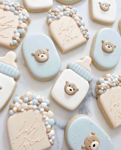 Baby Bottle Cookies, Bear Baby Shower Cake, Bear Baby Shower Theme, Baby Shower Treats, Baby Shower Theme Decorations, Baby Shower Deco, Bear Cookies, Teddy Bear Baby Shower, Baby Cookies