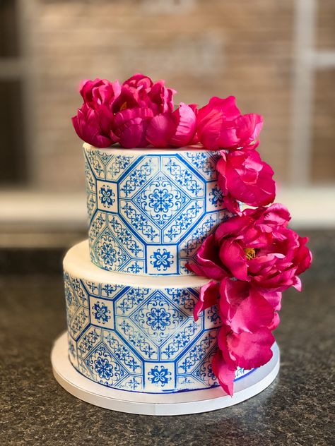 Greece Cake Theme, Greek Theme Cake, Talavera Cake Ideas, Bougainvillea Cake, Santorini Themed Party, Talavera Cake, Mama Mia Cake, Mamma Mia Cake, Santorini Party