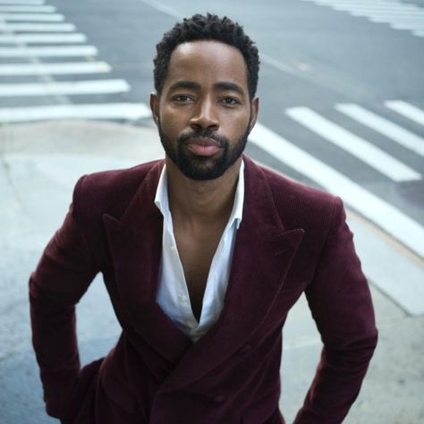 Jay Ellis, Dark Skin Men, Black Actors, Moving To Los Angeles, American Actors, Male Beauty, Celebrity Crush, Men's Blazer, Black Men