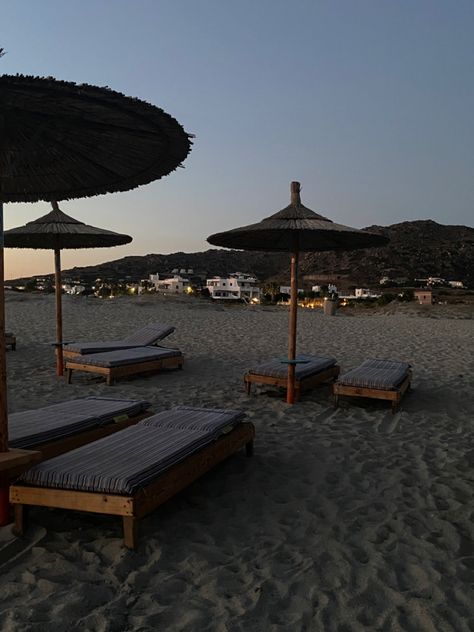 #beach #naxos #greece #sunset #aesthetic Greece Sunset Aesthetic, Beaches Aesthetic, Beach In Greece, Greece Sunset, Greece Aesthetic, Naxos Greece, Naxos Island, Greece Beach, Sunset Aesthetic