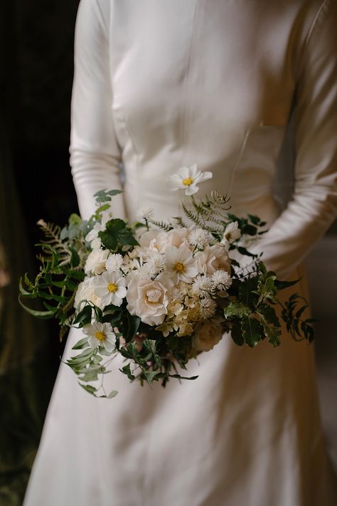 Emilia Wickstead Dress, Elegant Autumn Wedding, Wilderness Reserve, Rose London, Elegant Bouquet, Lace Wedding Dresses With Sleeves, Dress Bride, Natural Flowers, Emilia Wickstead