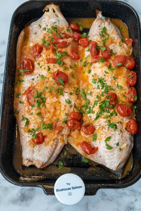 White Wine Salmon, Blistered Tomatoes, Cilantro Parsley, Dinner Recipes Healthy Family, Cherry Tomato Sauce, Healthy Weeknight Meals, White Wine Sauce, Baked Salmon Recipes, Salmon Dishes