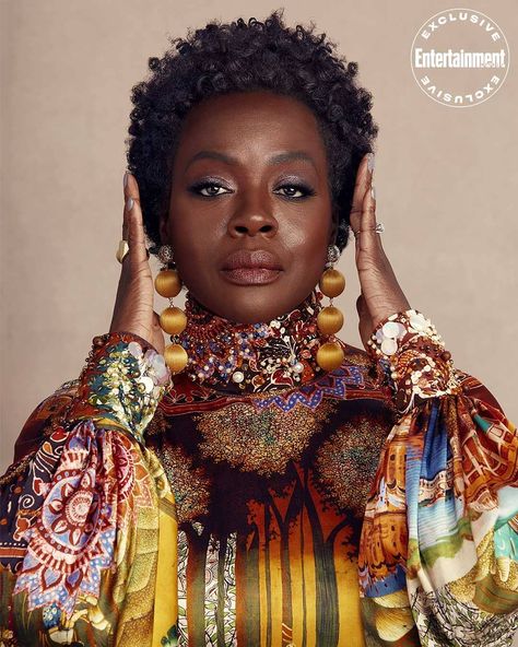 VIOLA DAVIS on Instagram: “💛@EntertainmentWeekly 2021 Look 💛 Dress by @stellajean_sj_  Earrings by @saulelabel  Styled by @elizabethstewart1 MUA by…” The Woman King, Woman King, Black Actresses, Viola Davis, Debbie Harry, Naomi Campbell, Black Excellence, Girls Rock, Best Actress