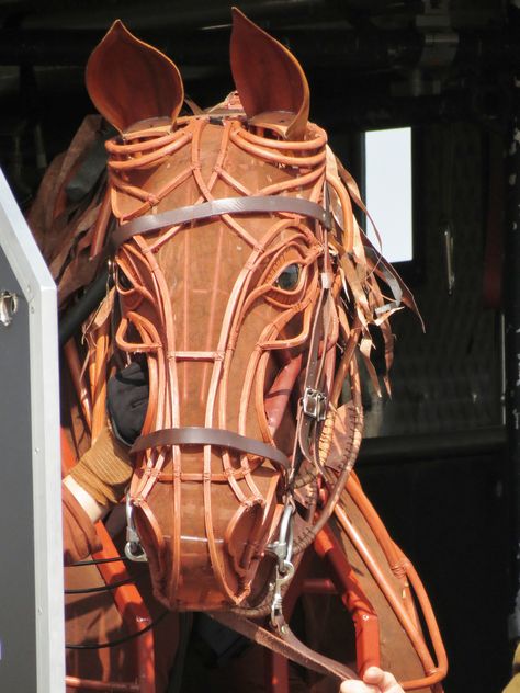 Joey from "War Horse" 1 | As a full size horsebox opens "Joe… | Flickr Horse Puppet, Horse Remembrance, Human Puppet, 3d Horse, Mechanical Animals, Horse Mask, T 72, Art Alevel, Puppet Making