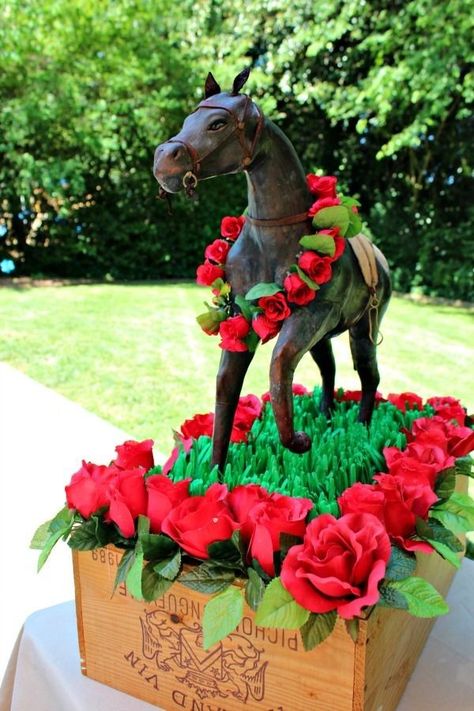 Horse Race Party Decorations, Horse Race Decorations, Kentucky Derby Table Decorations, Derby Table Decorations, Kentucky Derby Backdrop, Kentucky Derby Photo Backdrop, Horse Centerpiece Ideas, Kentucky Derby Tablescape, Kentucky Derby Centerpieces