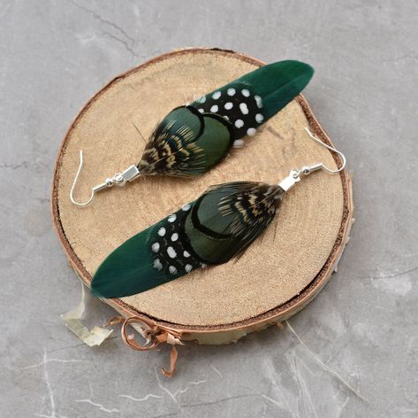 Green Feather Earrings Duck Feather Earrings, Duck Wing, Green Pheasant, Feather Boutonniere, Festival Jewellery, Diy Nature, Wing Feathers, Green Feather, Pheasant Feather