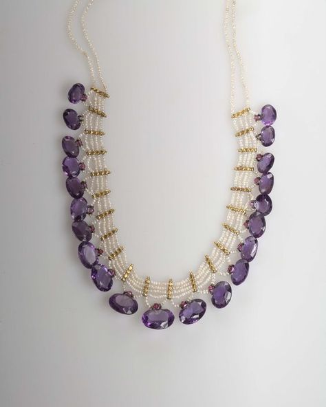 Drop Beads Necklace, Antique Jewellery Designs, Gold Jewelry Simple Necklace, Victorian Revival, Pearl Necklace Designs, Beaded Necklace Designs, Amethyst Stones, Black Beaded Jewelry, Beaded Jewels